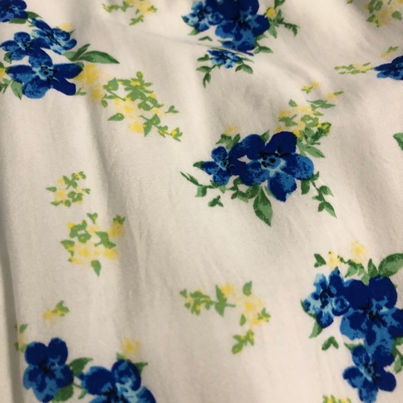 Spring dress - Picture 4 of 4